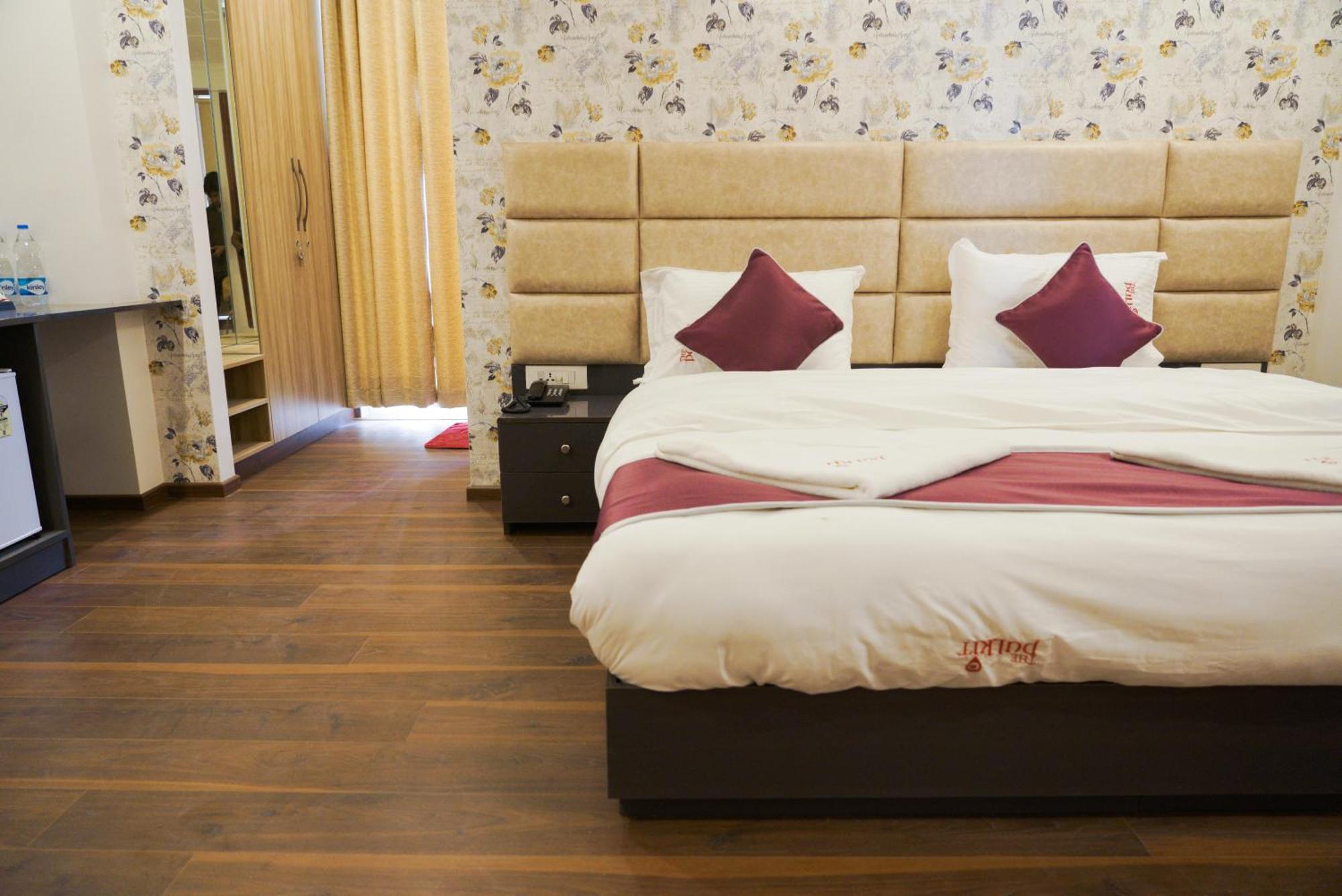 Lime Tree Hotel Pulkit Gurgaon-Artemis Hospital, Nearest Metro Huda City Centre Ngoại thất bức ảnh